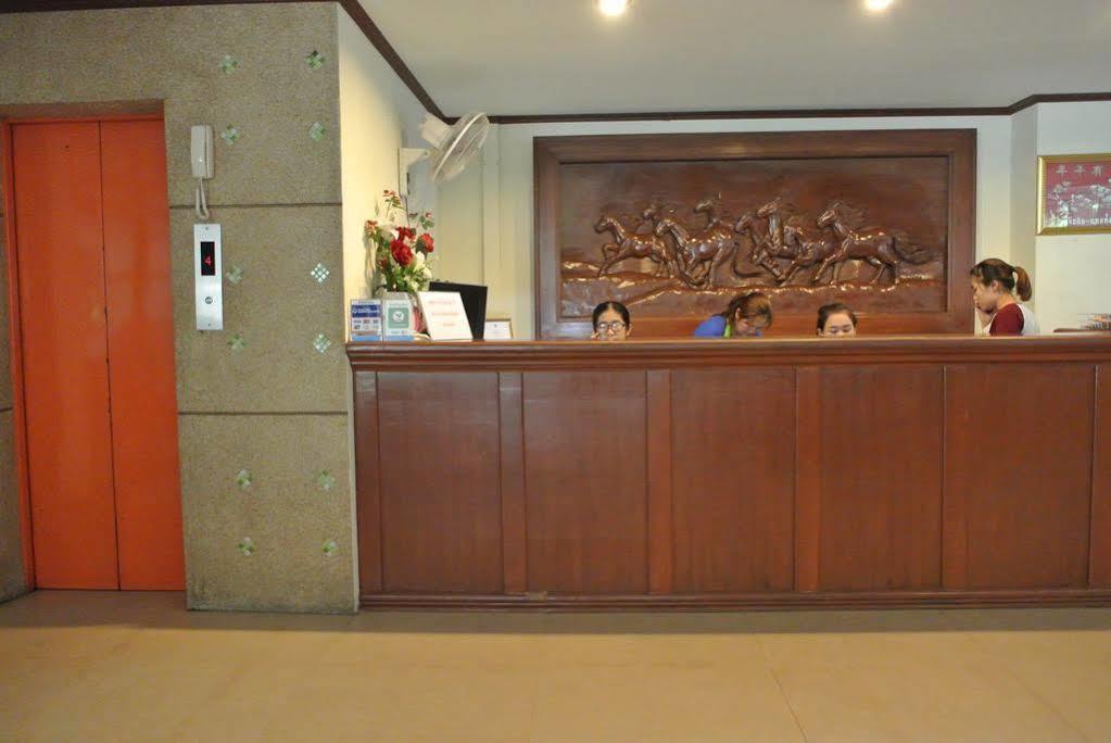 Bp Grand Hotel Chiang Mai Esterno foto