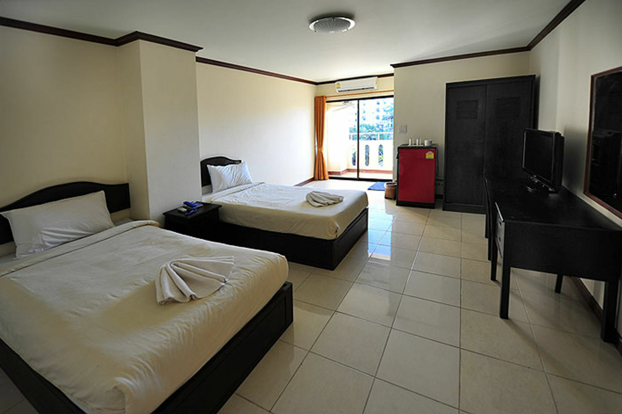 Bp Grand Hotel Chiang Mai Esterno foto